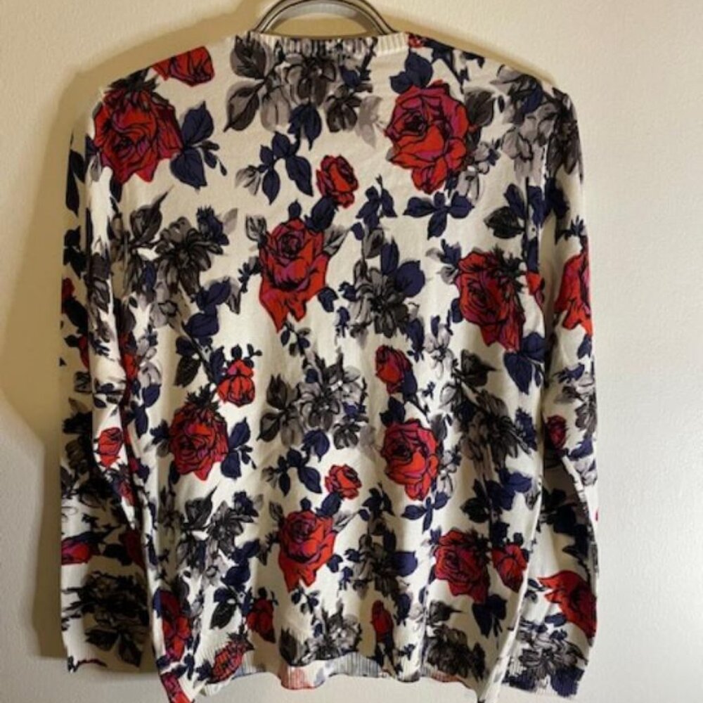 FLORAL Knit Top - Picture 2 of 3